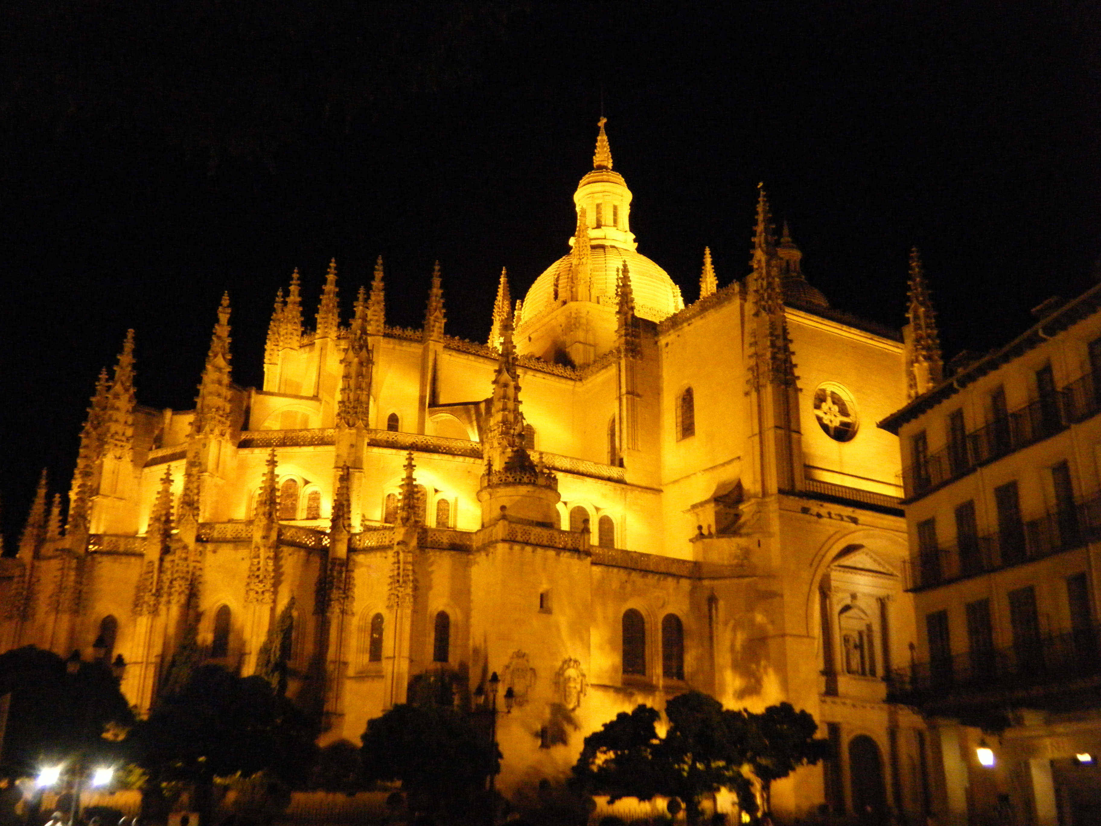 segovia catedral el exceso