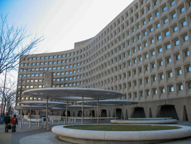 470512604_c0283434b1968 Robert C. Weaver Federal Building, designed by Marcel Breuer